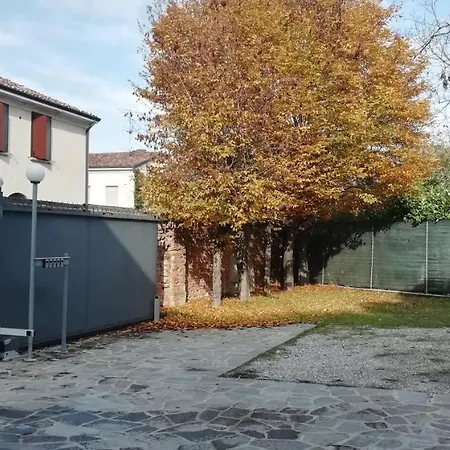 Affittacamere House 3*