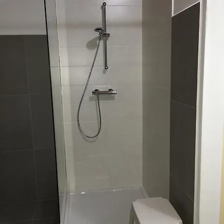 Affittacamere House 3*
