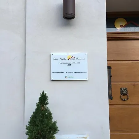 Affittacamere House 3*