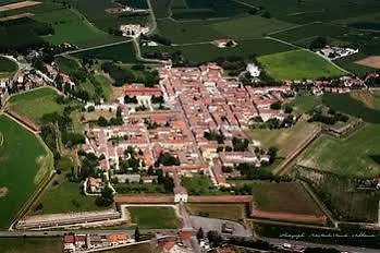 House 3*