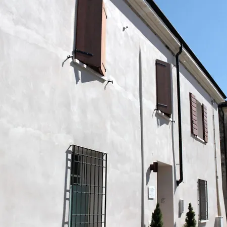 House Sabbioneta