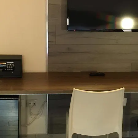 House 3*